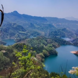 水泊梁山风景区(水泊梁山——江南园林式旅游胜地)