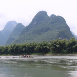 去桂林跟团还是自由行(去桂林跟团还是自由行？探寻旅游方式的优缺点)