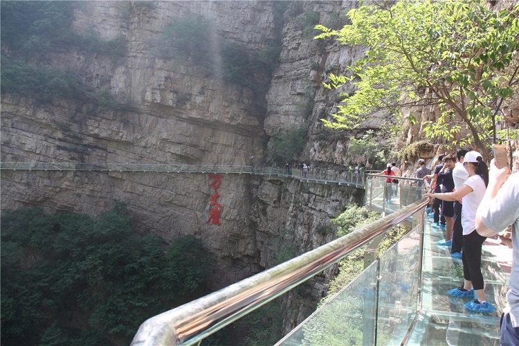 京东大峡谷旅游区(京东大峡谷旅游区天气预报)