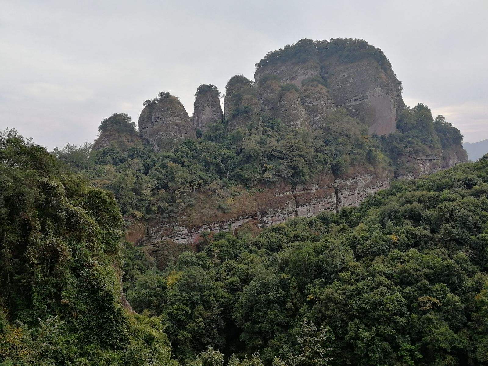 五指山旅游(五指山旅游景点攻略)