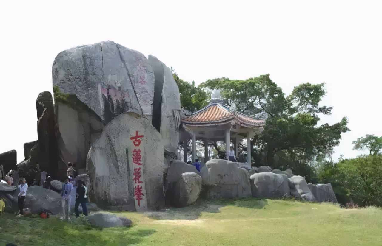 莲花山风景区(莲花山风景区图片)