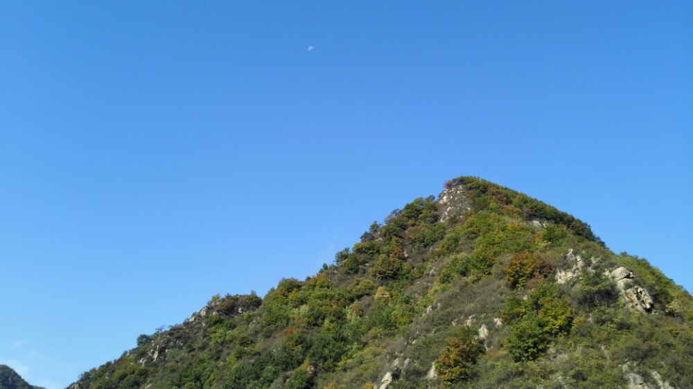 驼梁风景区(五岳寨和驼梁哪个好)