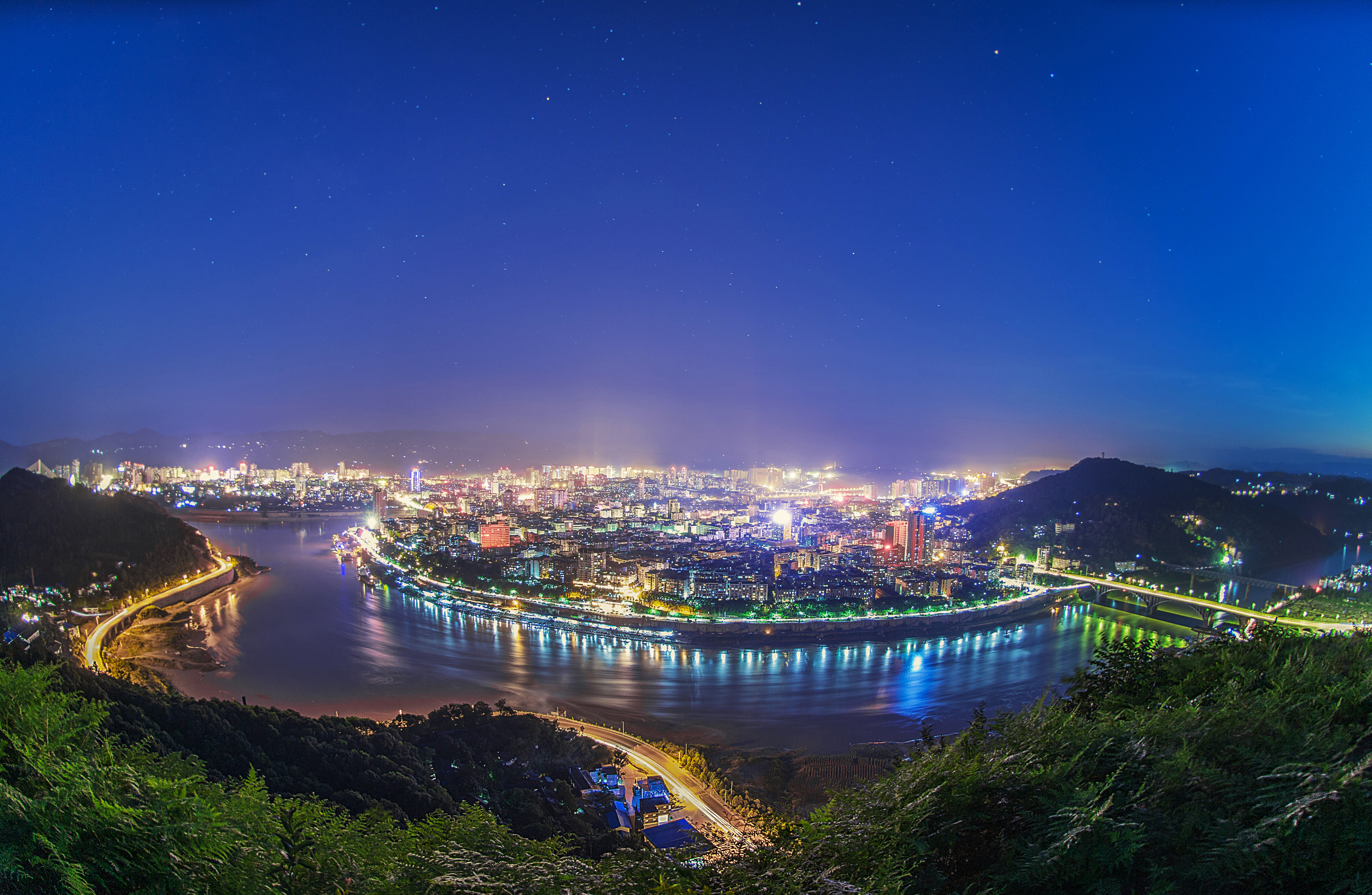 宜宾旅游线路(宜宾旅游线路设计三日游)