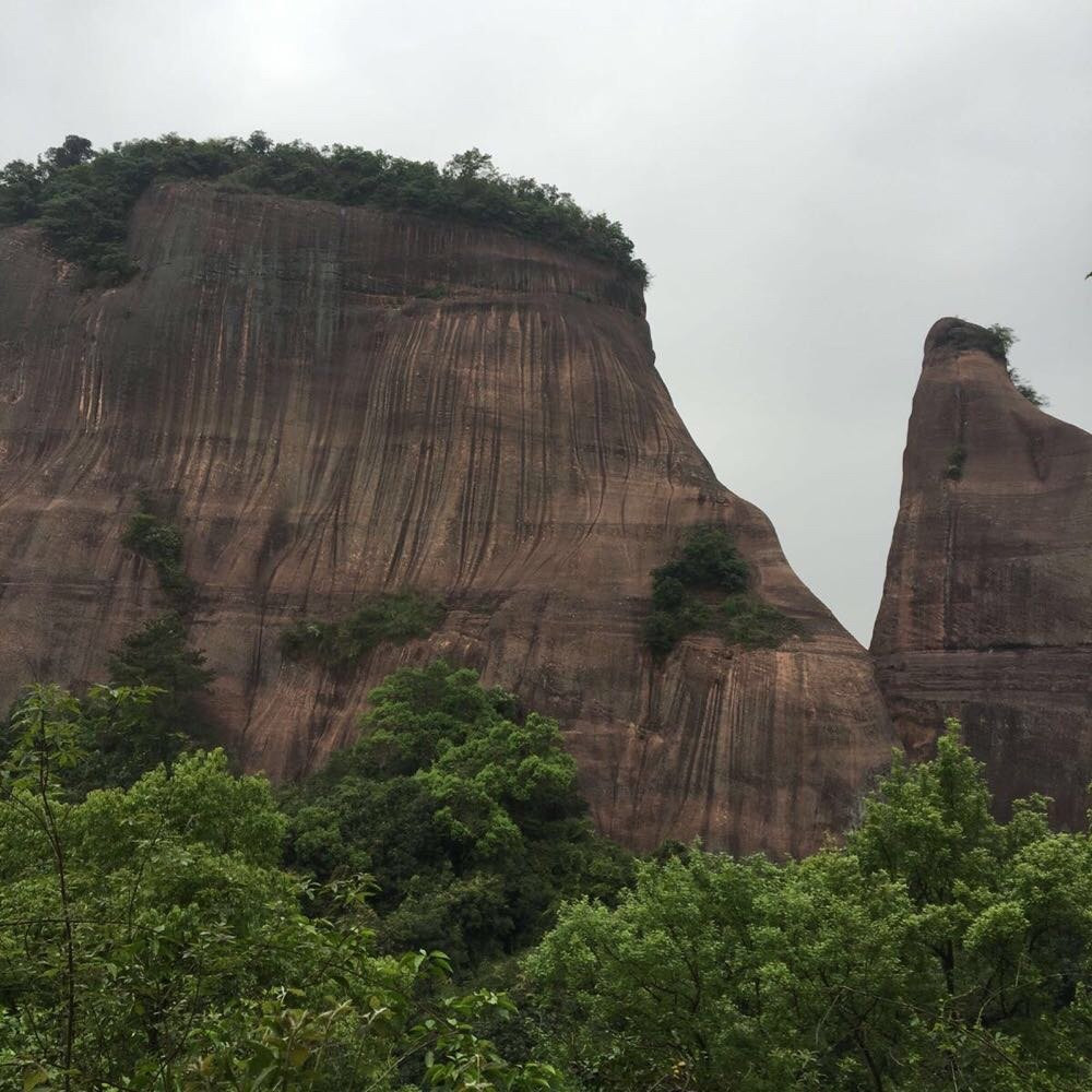 丹霞山攻略(丹霞山旅游风景区图片)