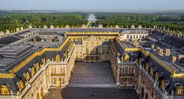 凡尔赛宫开放时间(凡尔赛宫是哪一年建的)