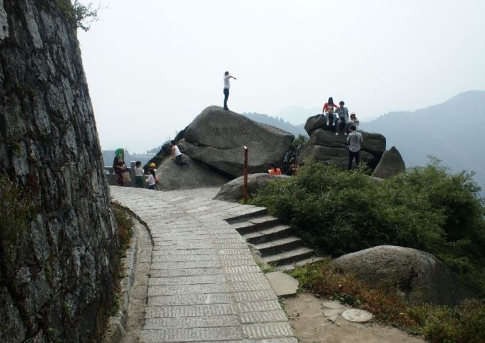 广州到衡山旅游攻略(广州衡山旅游攻略路线)