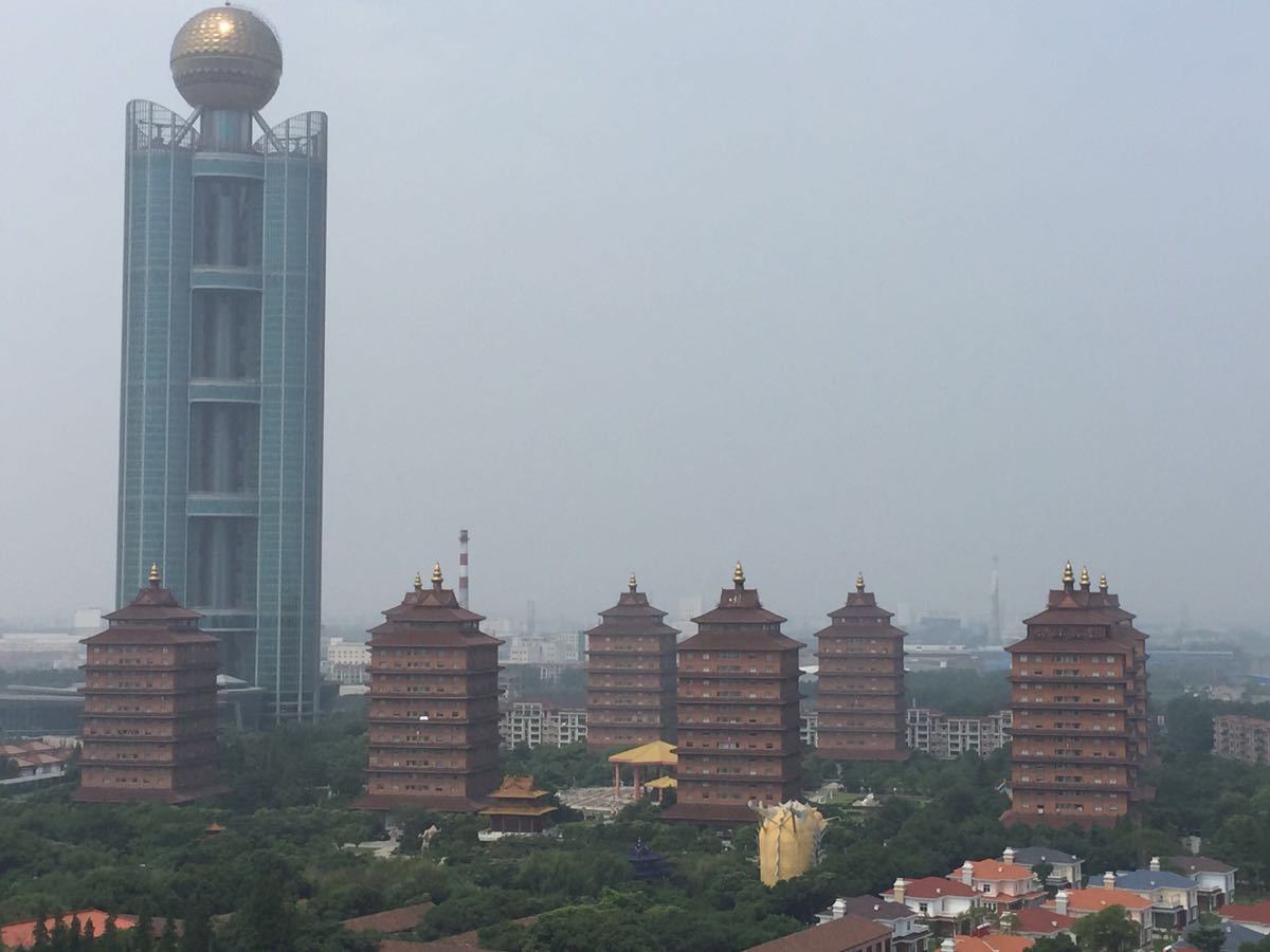 江阴华西村(江阴华西村龙希国际大酒店)