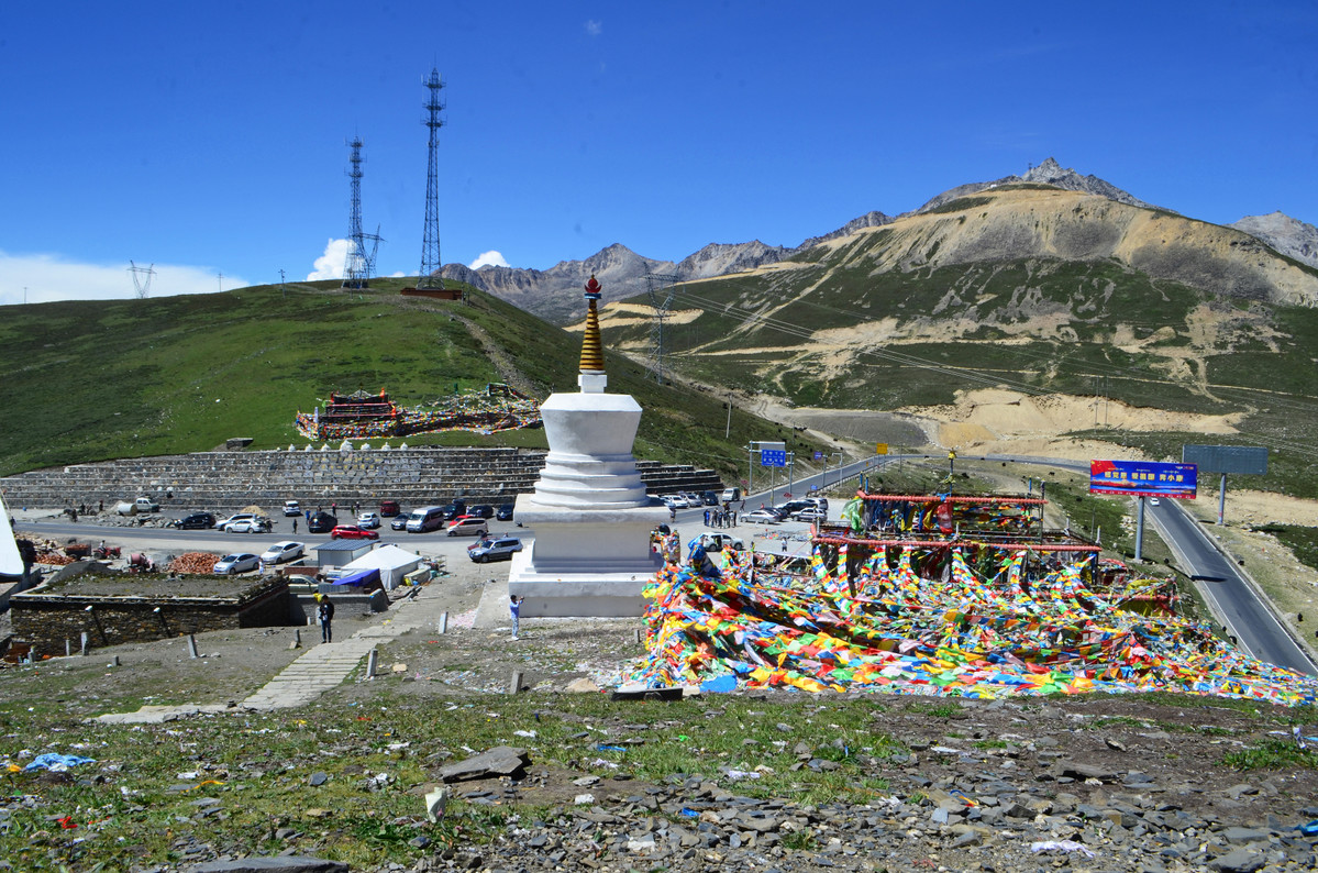 青藏旅游(青藏旅游资源有哪些特色)