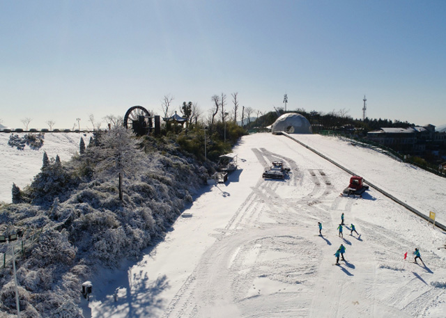 上海银七星室内滑雪场(上海银七星室内滑雪场正常营业吗)