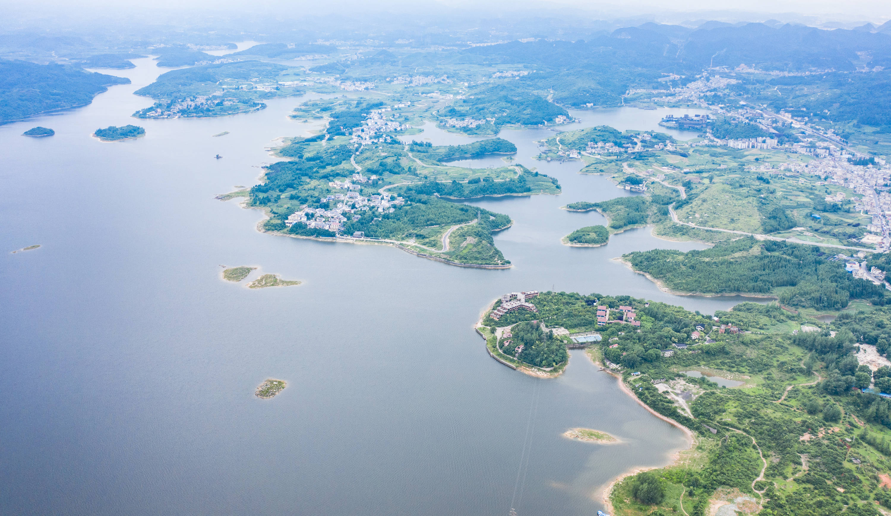 清镇红枫湖(贵州包车到清镇红枫湖)