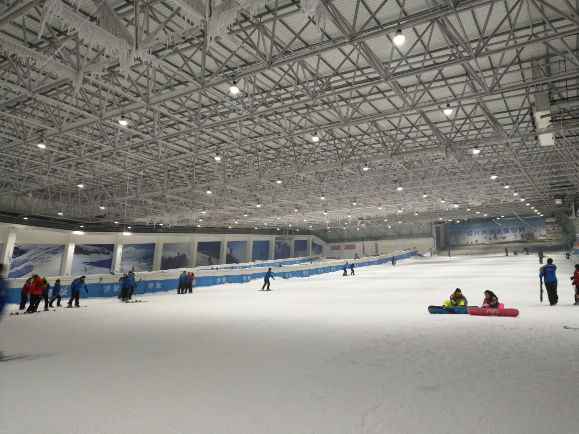 乔波室内滑雪场(乔波室内滑雪场在哪)