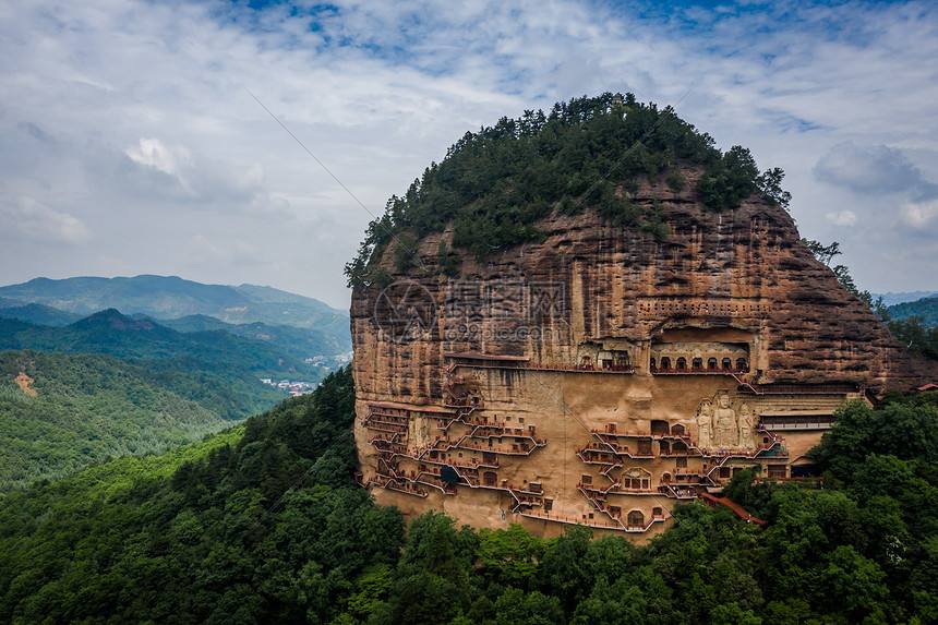 甘肃旅游(甘肃旅游必去十大景点自驾游)