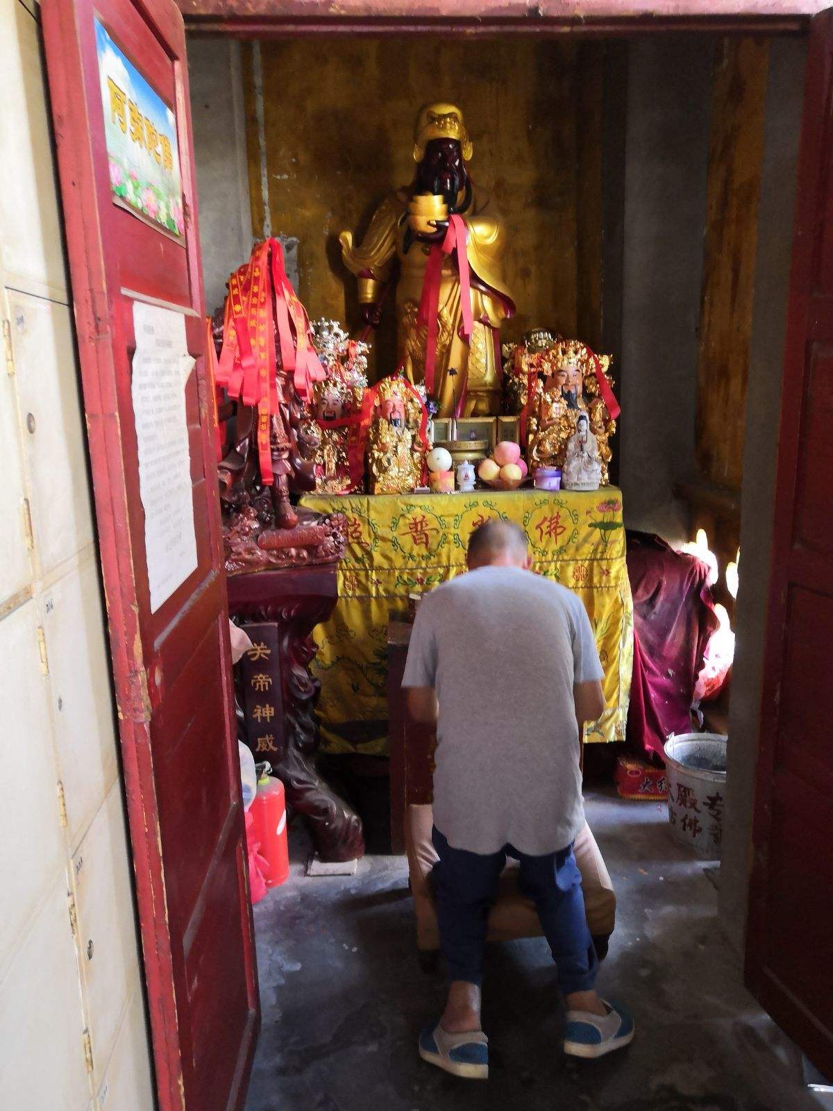 拜佛时间(六种人不宜去寺院)