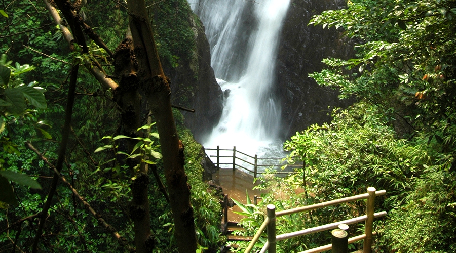 德庆盘龙峡门票(德庆盘龙峡好玩吗)