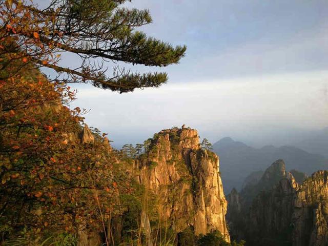 黄山旅游介绍(黄山旅游介绍英文)