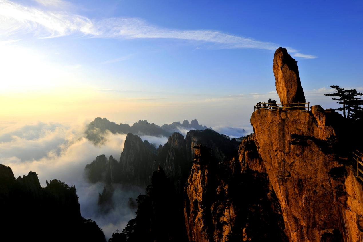 黄山风景区图片(黄山风景区图片大全夏天的图片)