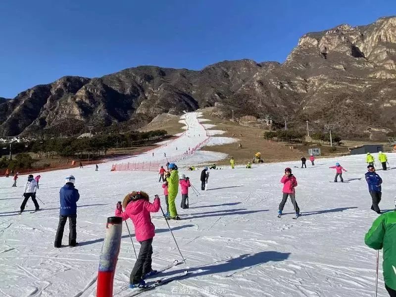 八达岭滑雪场(八达岭滑雪场门票多少钱)