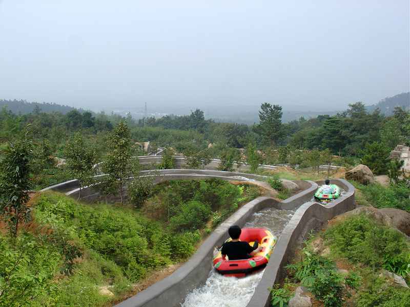 桂山大峡谷漂流(桂山大峡谷漂流与空中漂流)