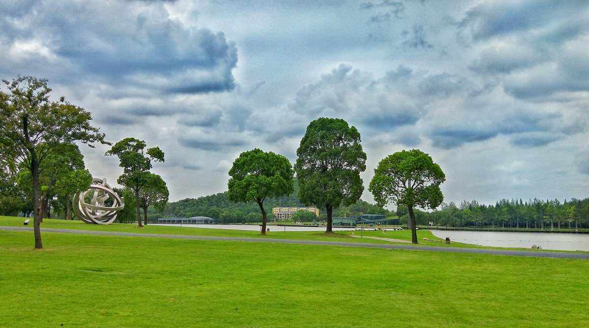 佘山月湖公园(佘山月湖公园门票)