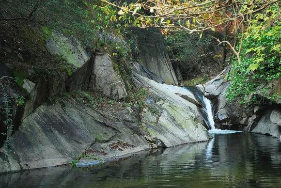 龙川大峡谷(龙川大峡谷好玩吗)